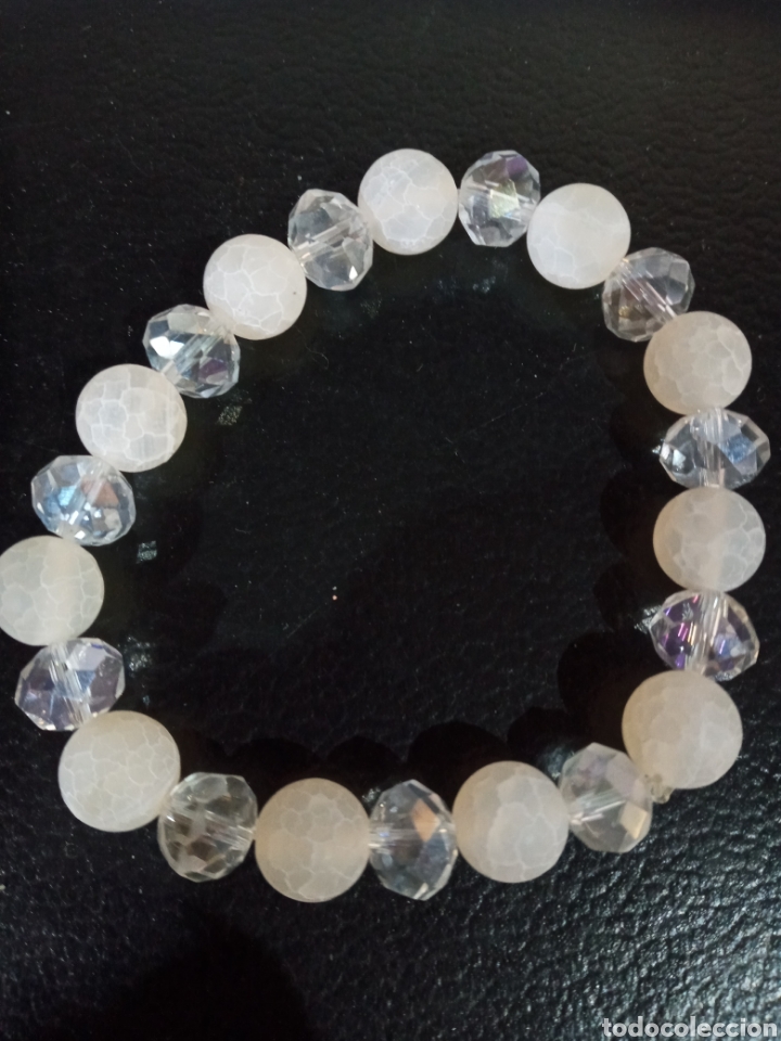 Joyeria: ANTIGUA PULSERA DE CUARZO BLANCO Y CRISTAL DE ROCA.