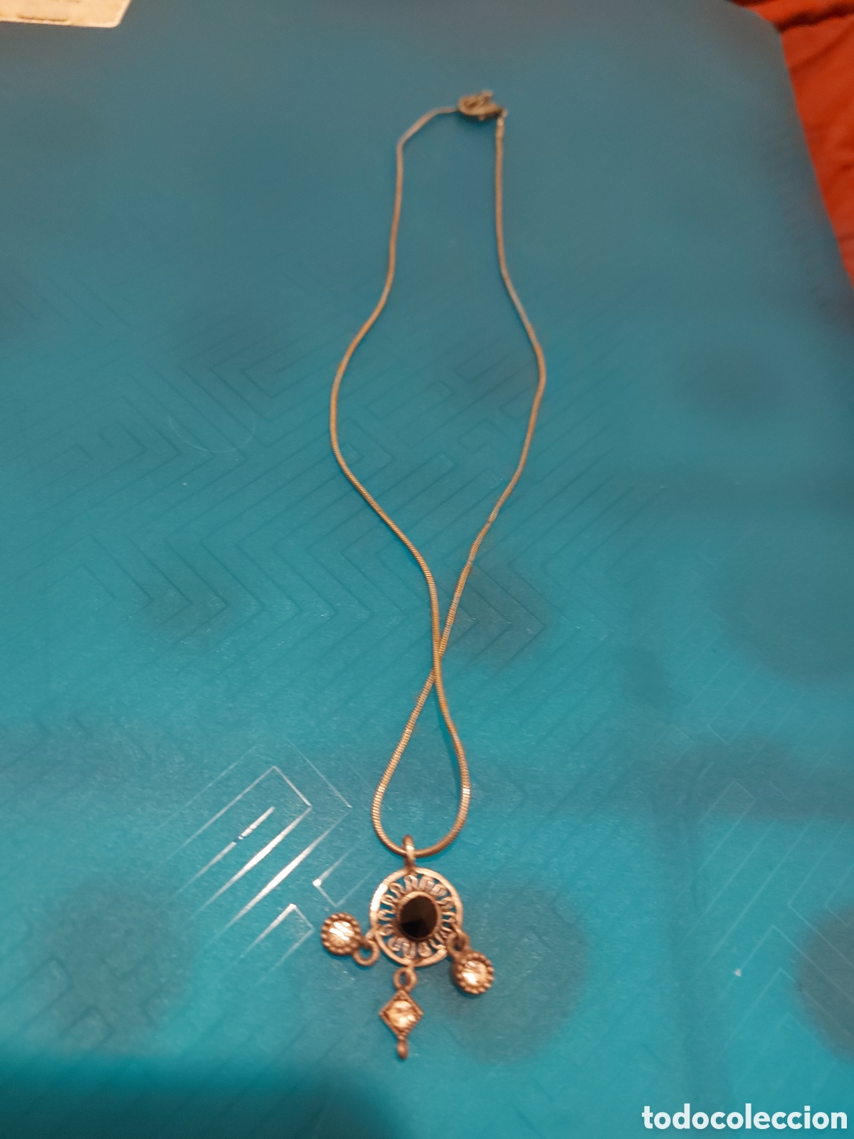 Joyeria: 3 brillantes y una cadena - Foto 1