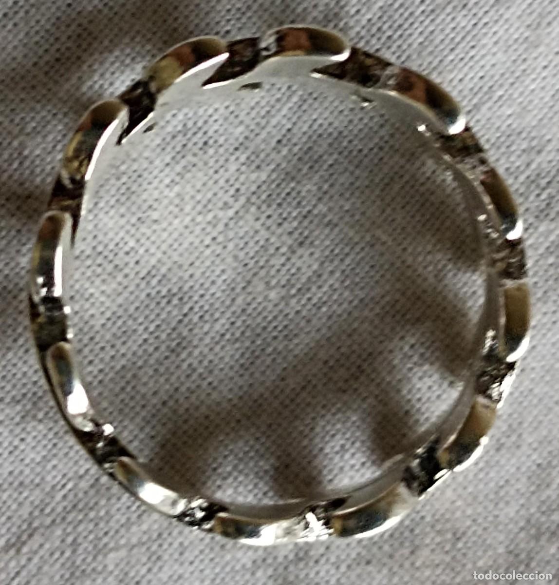 Joyeria: Anillo hojas, talla 17 - Foto 2
