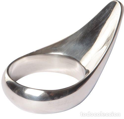 Joalharia: Anillo Escult&oacute;rico de Acero Inoxidable - Dise&ntilde;o Minimalista 45mm