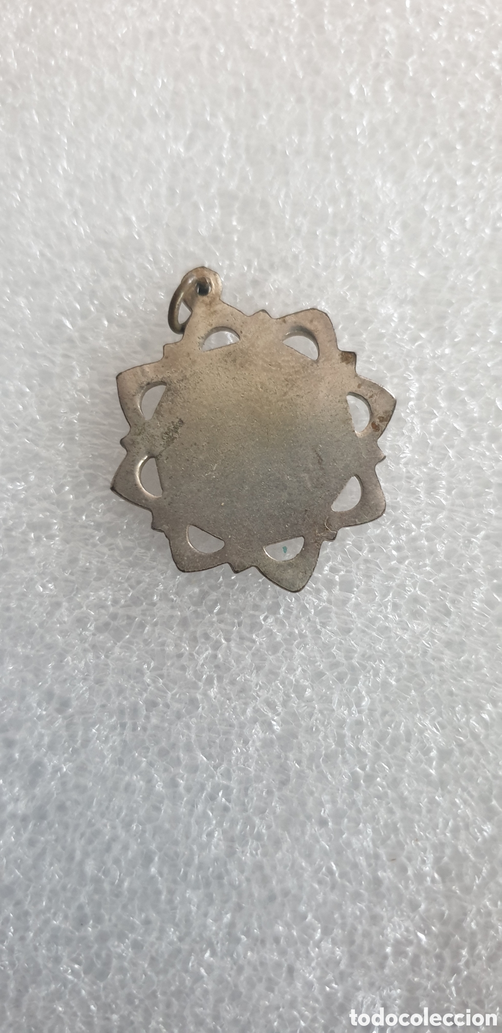Joyeria: Antigua medalla de La Virgen - Foto 2