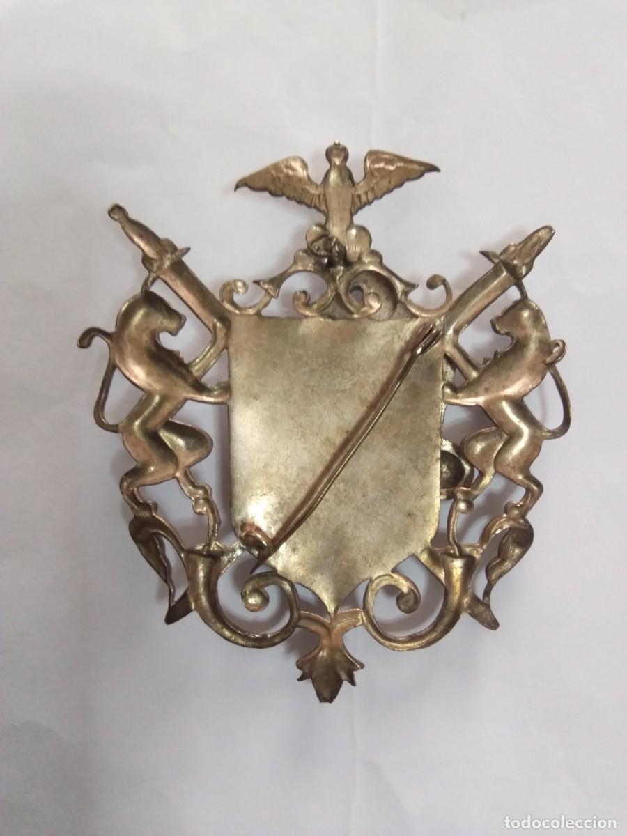 Joyeria: Antiguo broche en metal - Foto 2