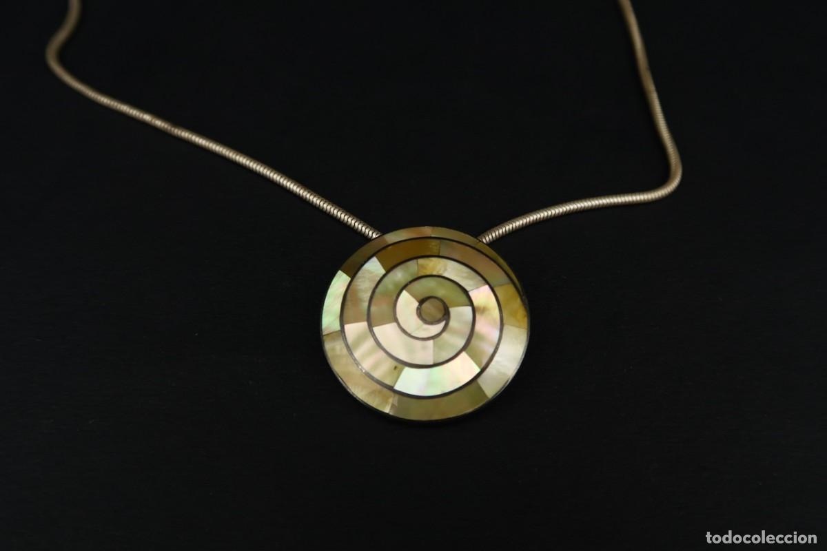 Joyeria: Antiguo Colgante de Plata y N&aacute;car con Cadena - Foto 2
