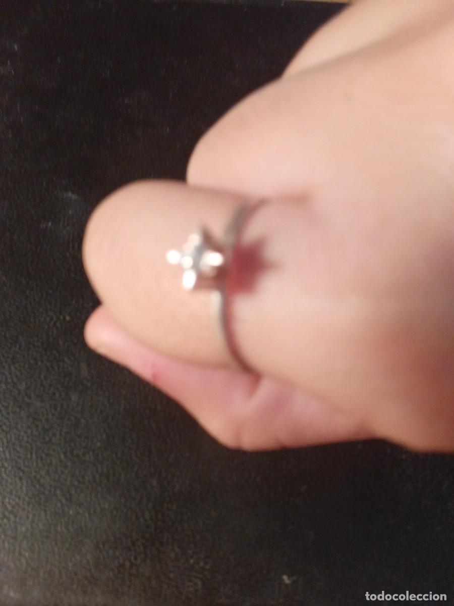 Joyeria: Anillo de plata con peque&ntilde;o brillante.Silver ring. - Foto 4