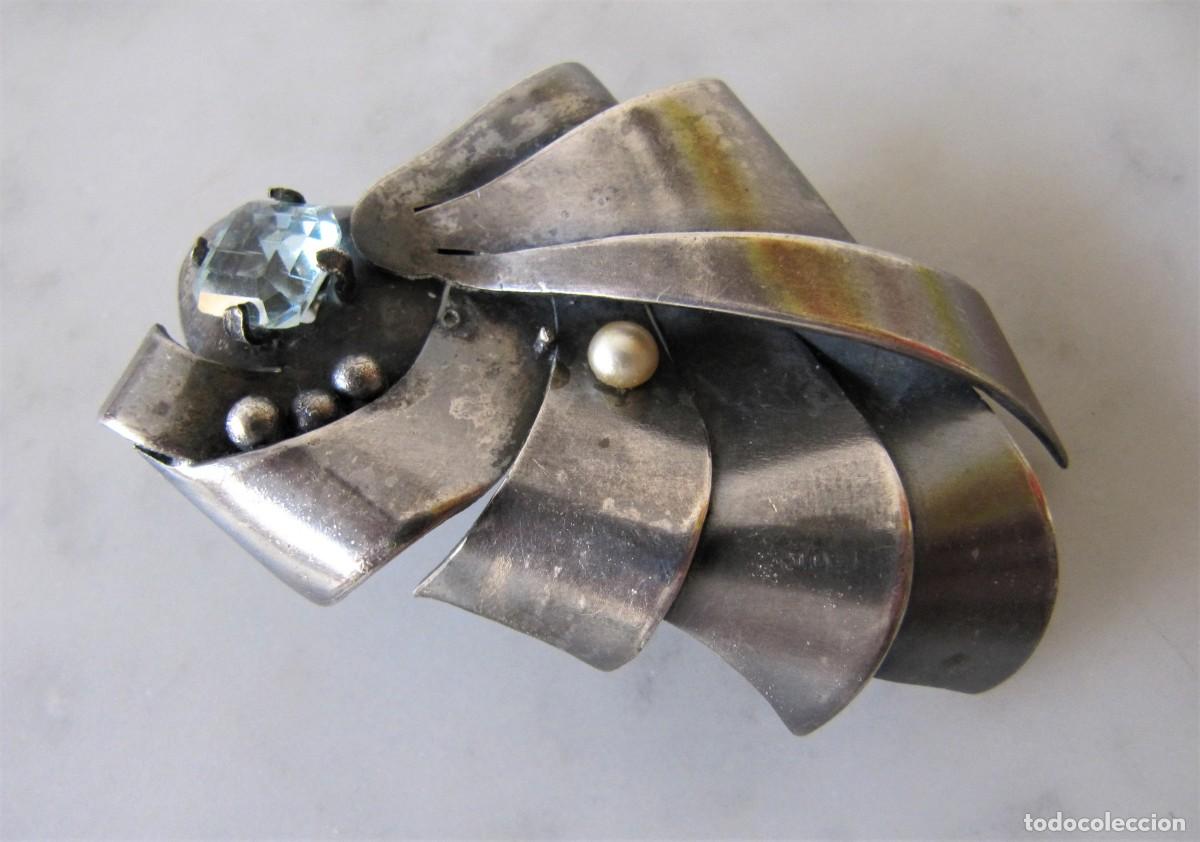 Joyeria: broche de metal plateado Art Deco - Foto 1