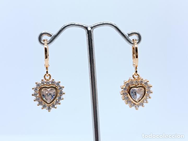 Joyeria: Elegantes pendientes de lujo chapados en oro con forma de coraz&oacute;n. - Foto 1
