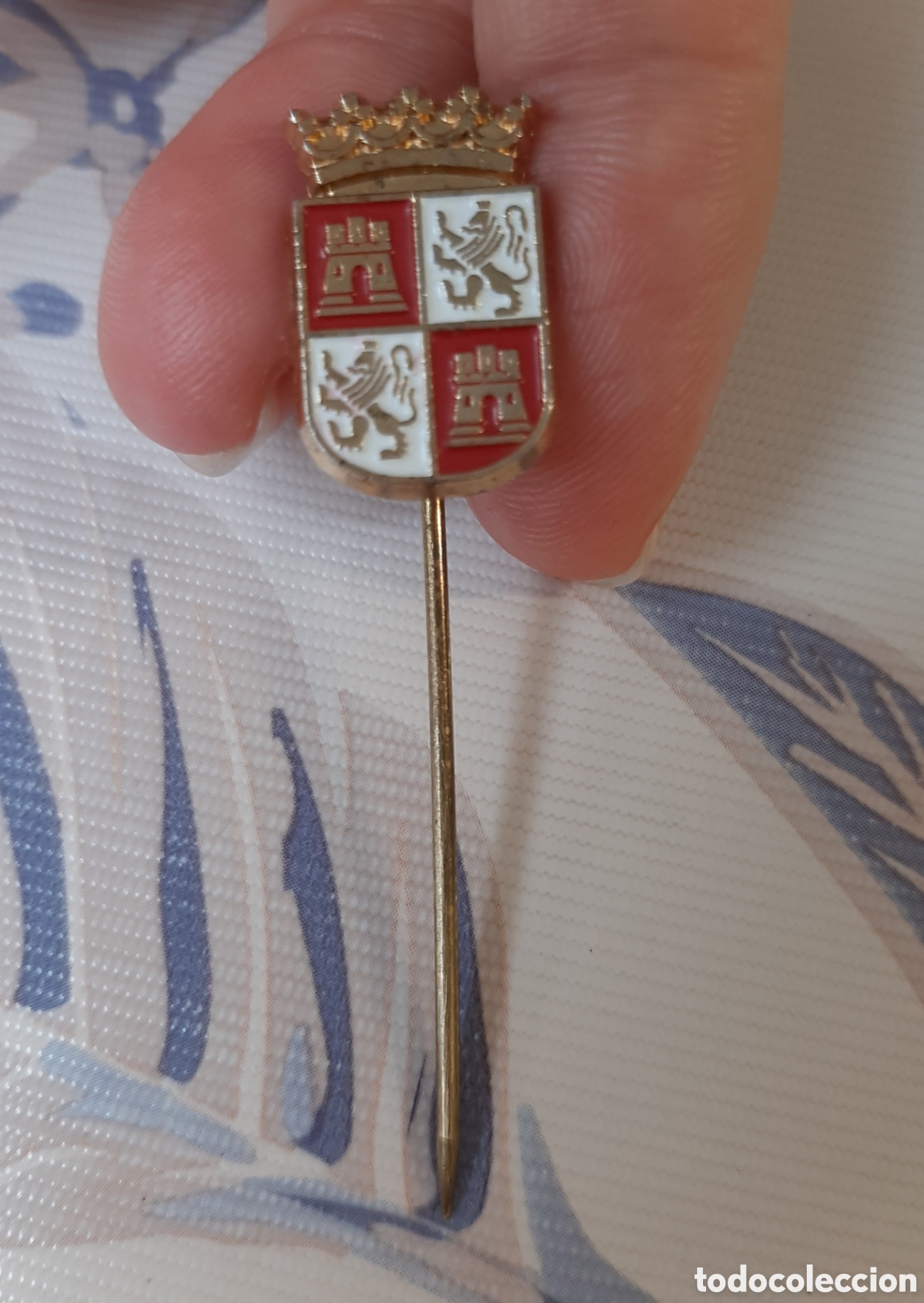 Joyeria: Aguja alfiler solapa Castilla y Le&oacute;n COMPRA MINIMA 5&euro; - Foto 1