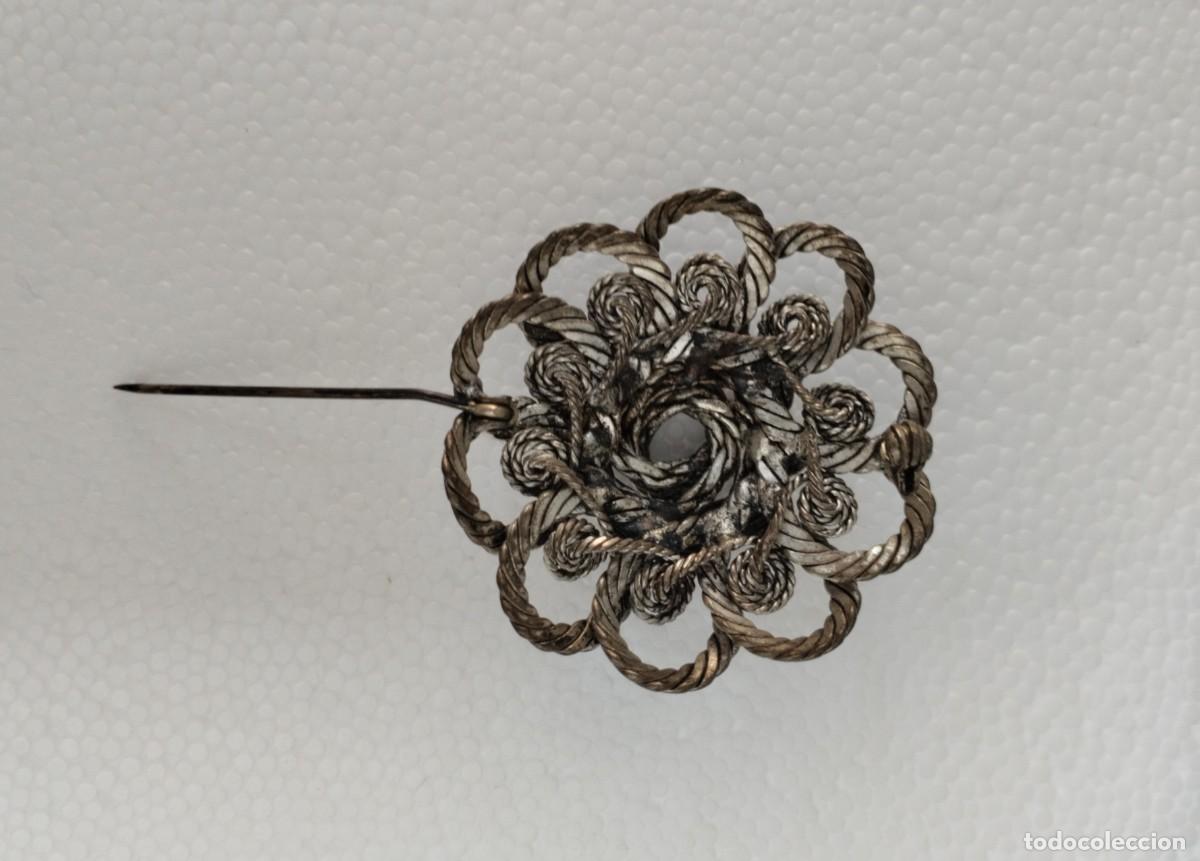 Joyeria: Antiguo broche de filigrana en forma de flor - Foto 7