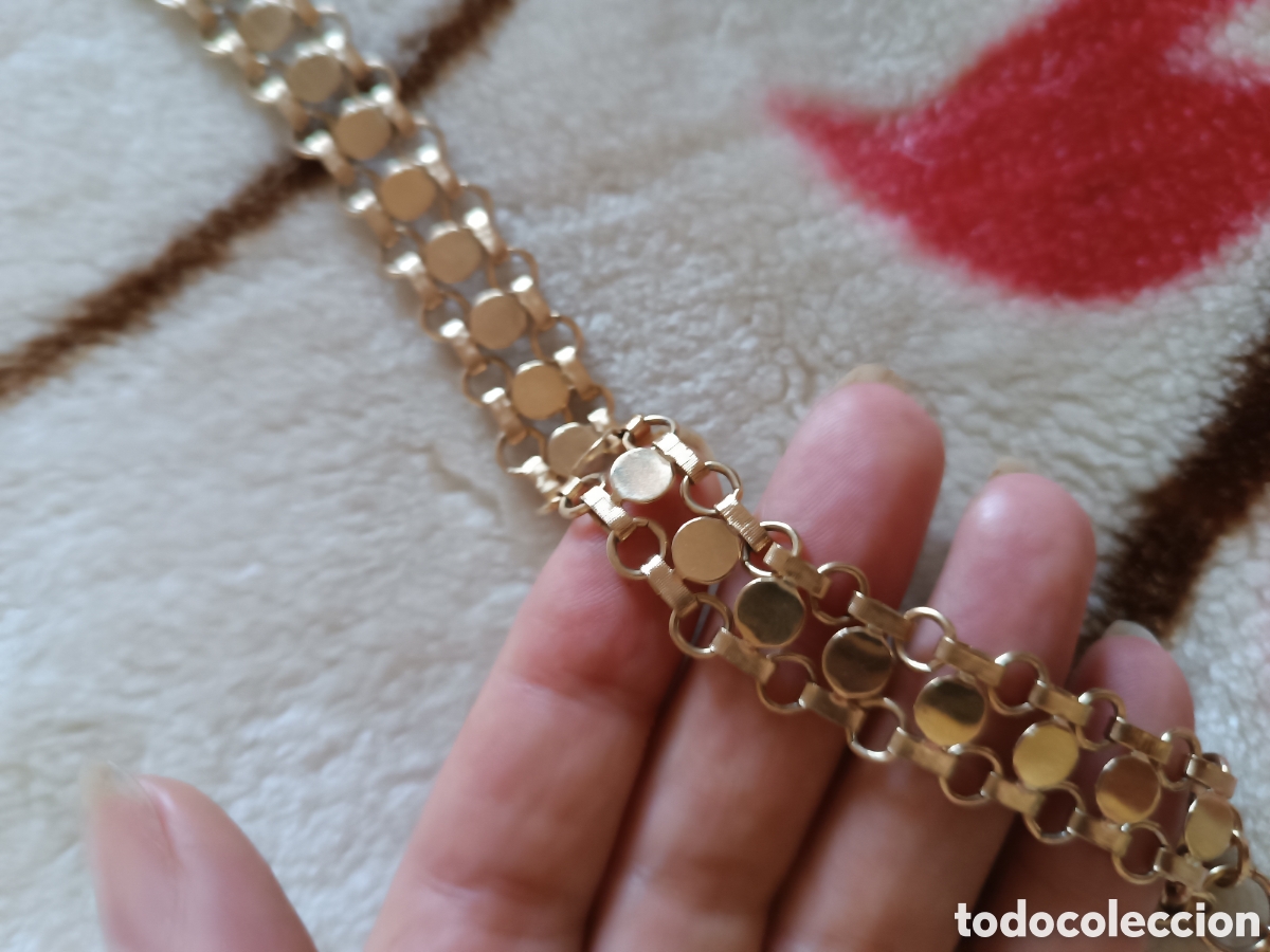 Joyeria: Gargantilla dorada pegada al cuello - Foto 6