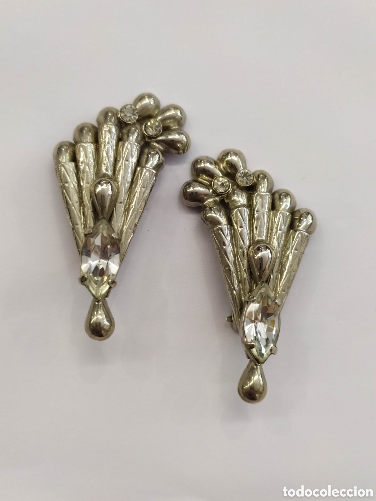 Joaillerie: Originales pendientes vintage. Clip, metalicos, ligeros.