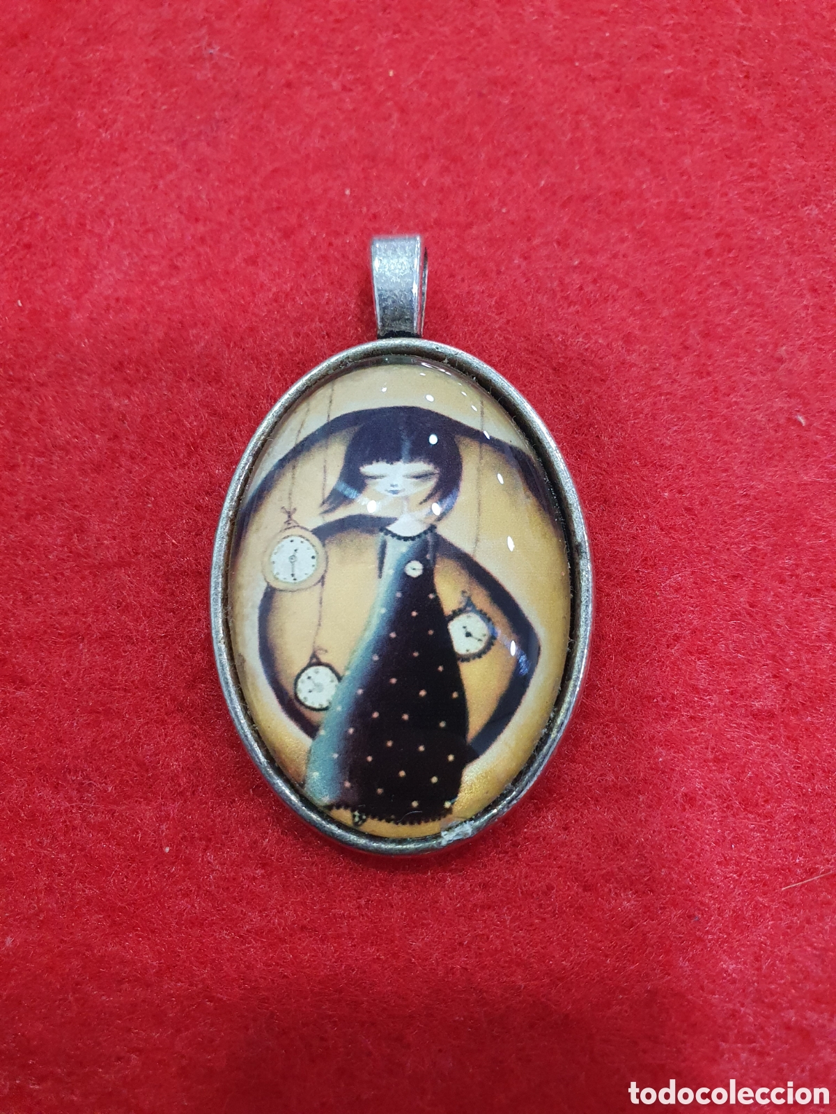Joyeria: Colgante ni&ntilde;a con relojes. (L61) - Foto 1