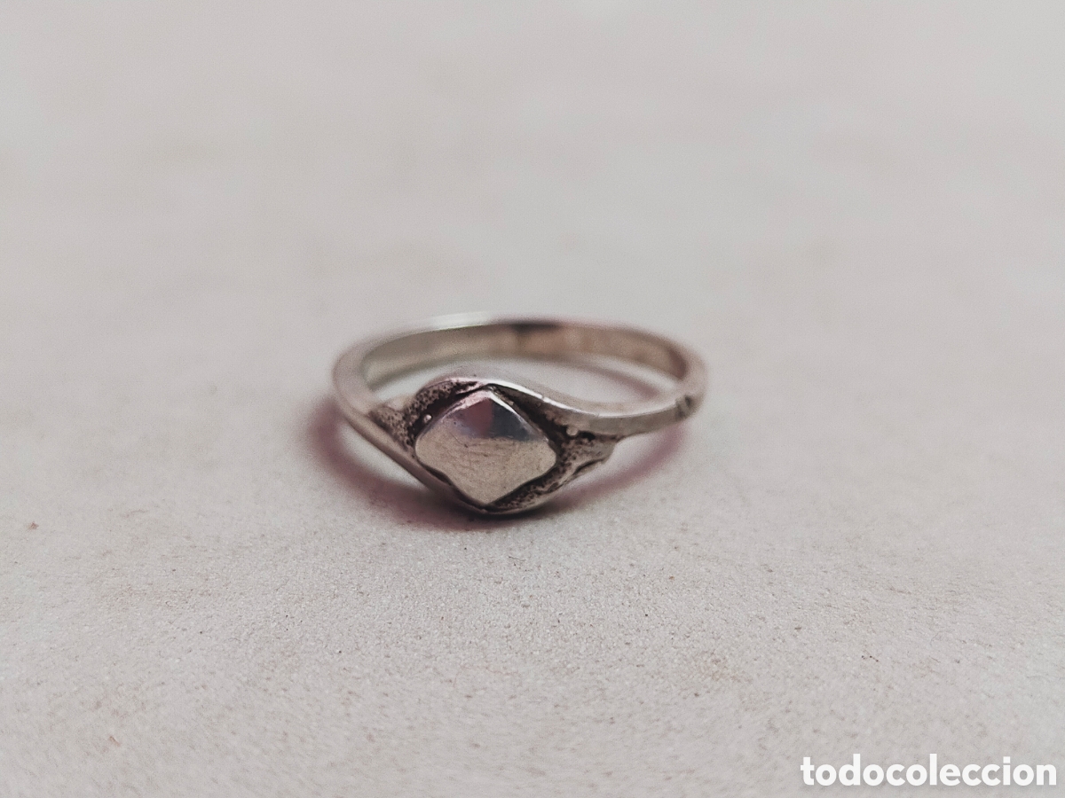 Joyeria: ANILLO O SORTIJA DE PLATA. - Foto 1