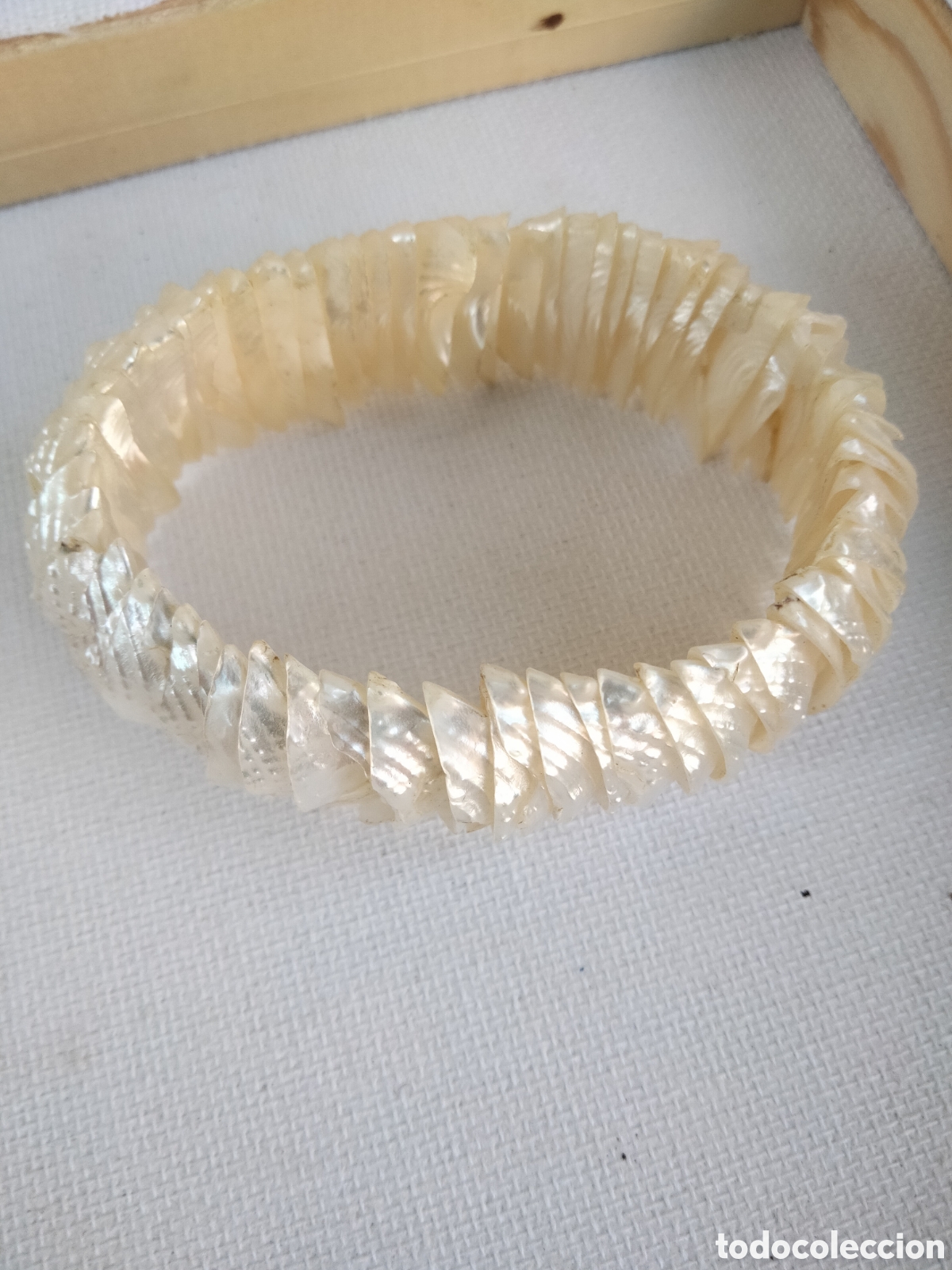 Joyeria: Fina pulsera de conchas de nacar madreperla - Foto 2