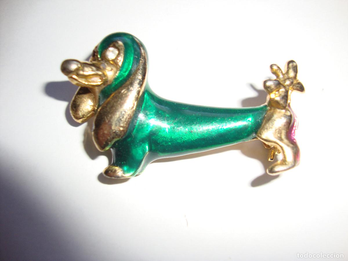 Joyeria: ORIGINAL BROCHE DE PERRO ESMALTE VERDE SOBRE BA&Ntilde;O DE ORO - Foto 1