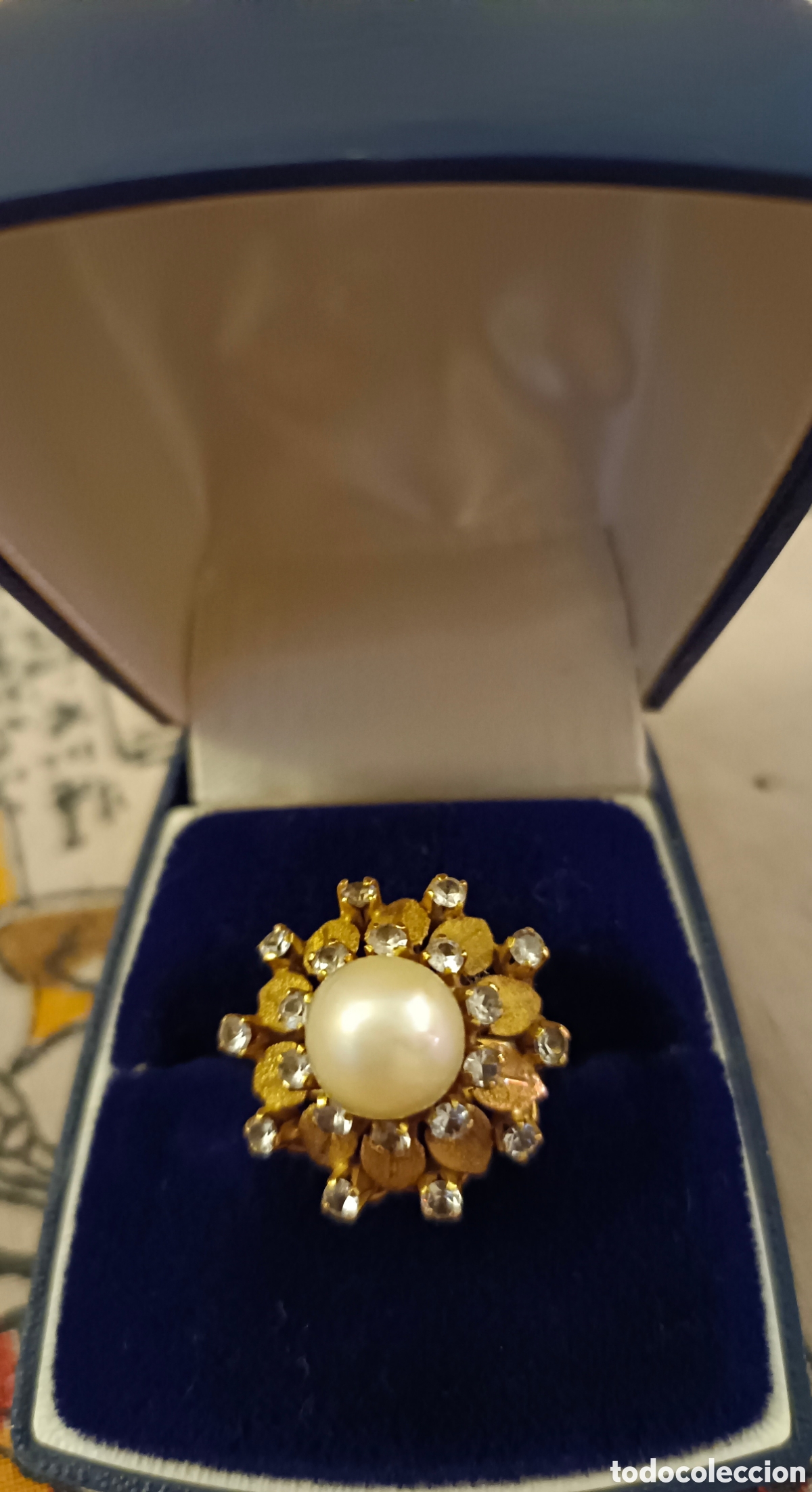 Joyeria: Anillo de oro con la perla y circonias - Foto 2