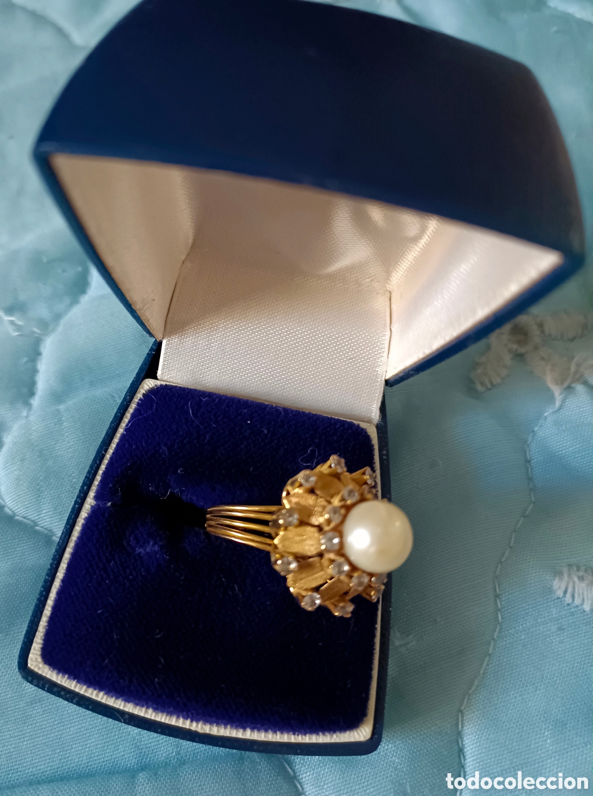Joyeria: Anillo de oro con la perla y circonias - Foto 3