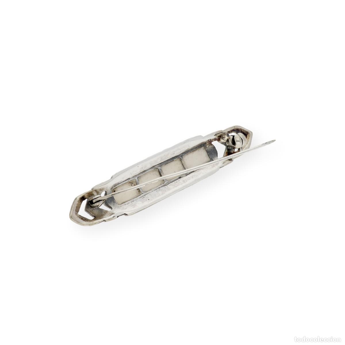Joyeria: Alfiler realizado en plata con incrustaciones de marquesitas y un n&aacute;car rectangular en el centro - Foto 6