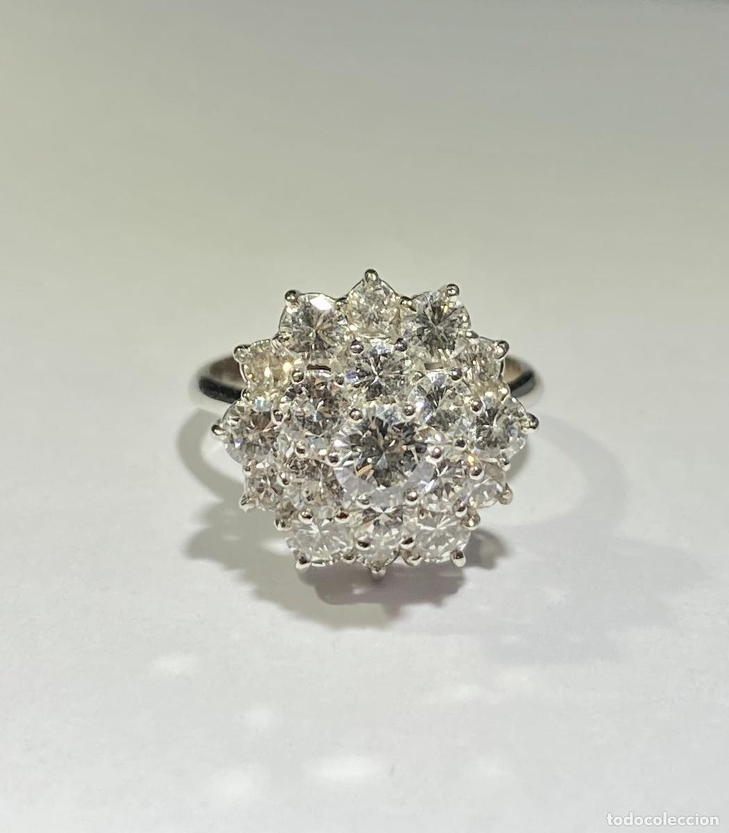 Joyeria: Anillo roset&oacute;n de oro con diamantes - Foto 1
