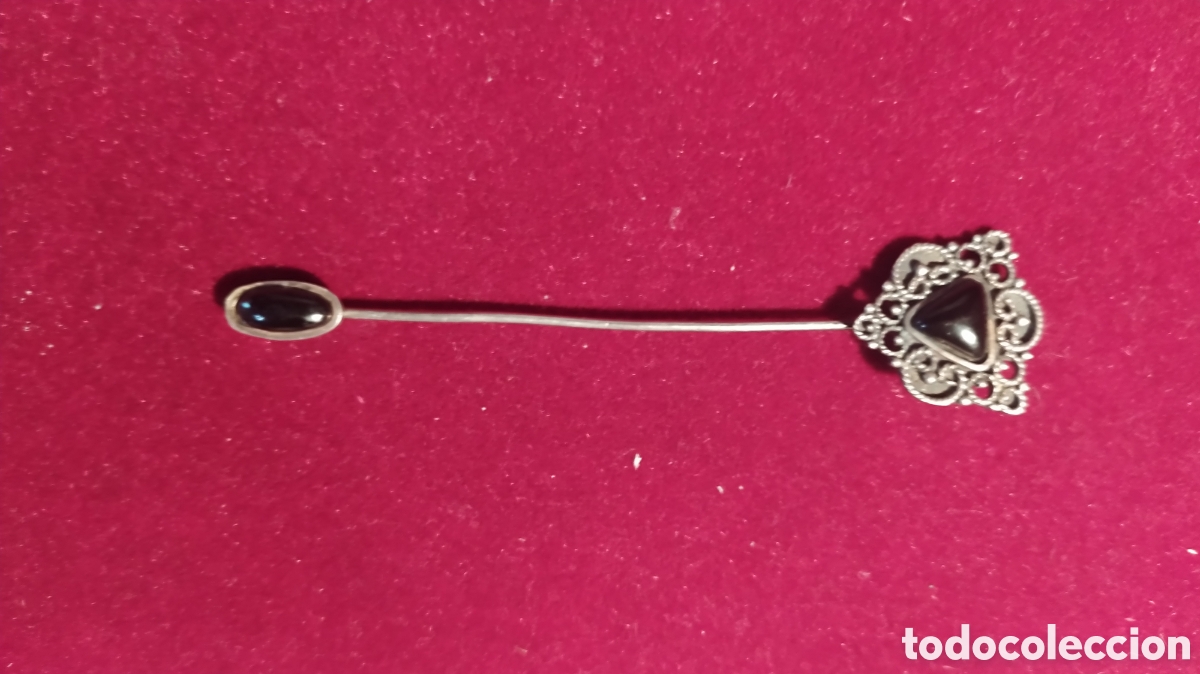 Joyeria: Alfiler de plata y azabache - Foto 1