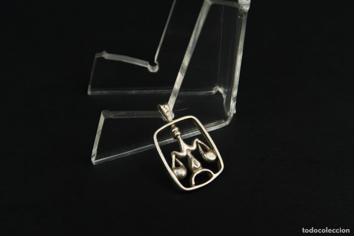 Joyeria: Antiguo Colgante de Plata Libra - Foto 5