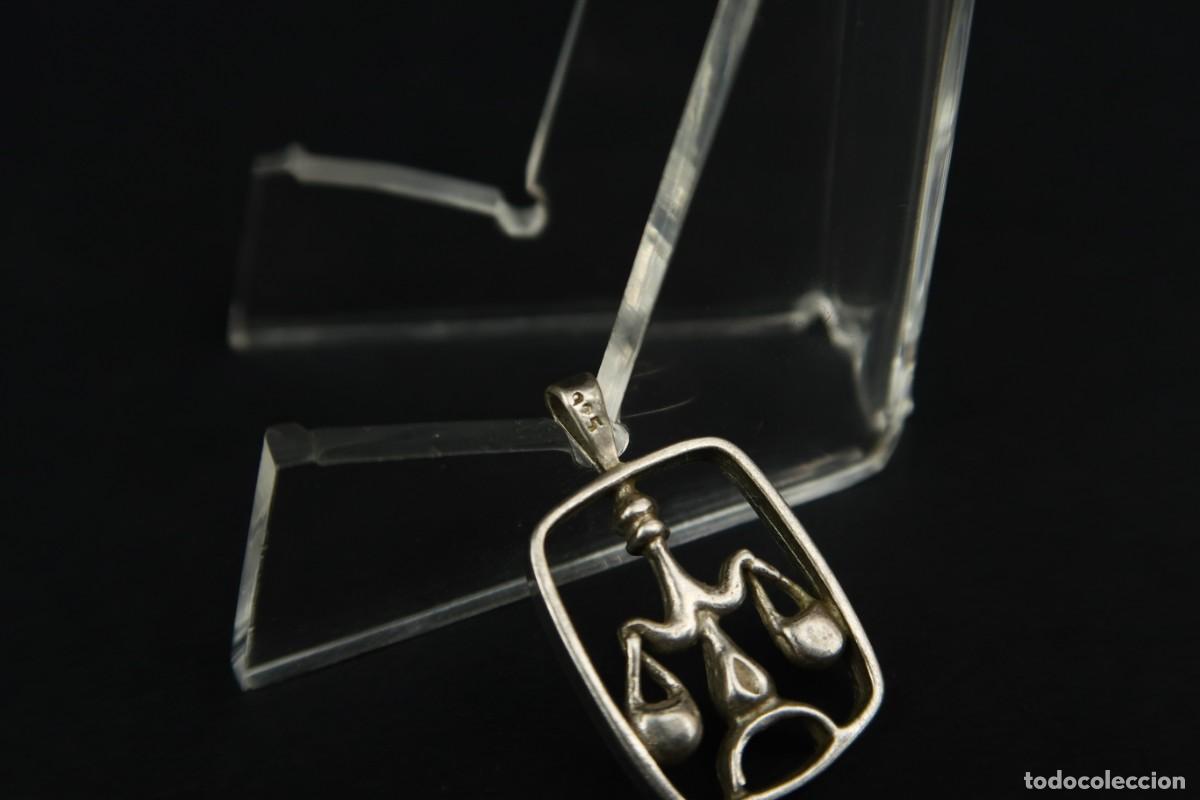 Joyeria: Antiguo Colgante de Plata Libra - Foto 6
