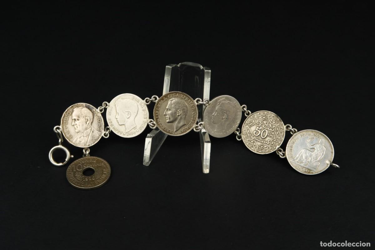 Joyeria: Antigua Pulsera de Monedas algunas de Plata - Foto 14