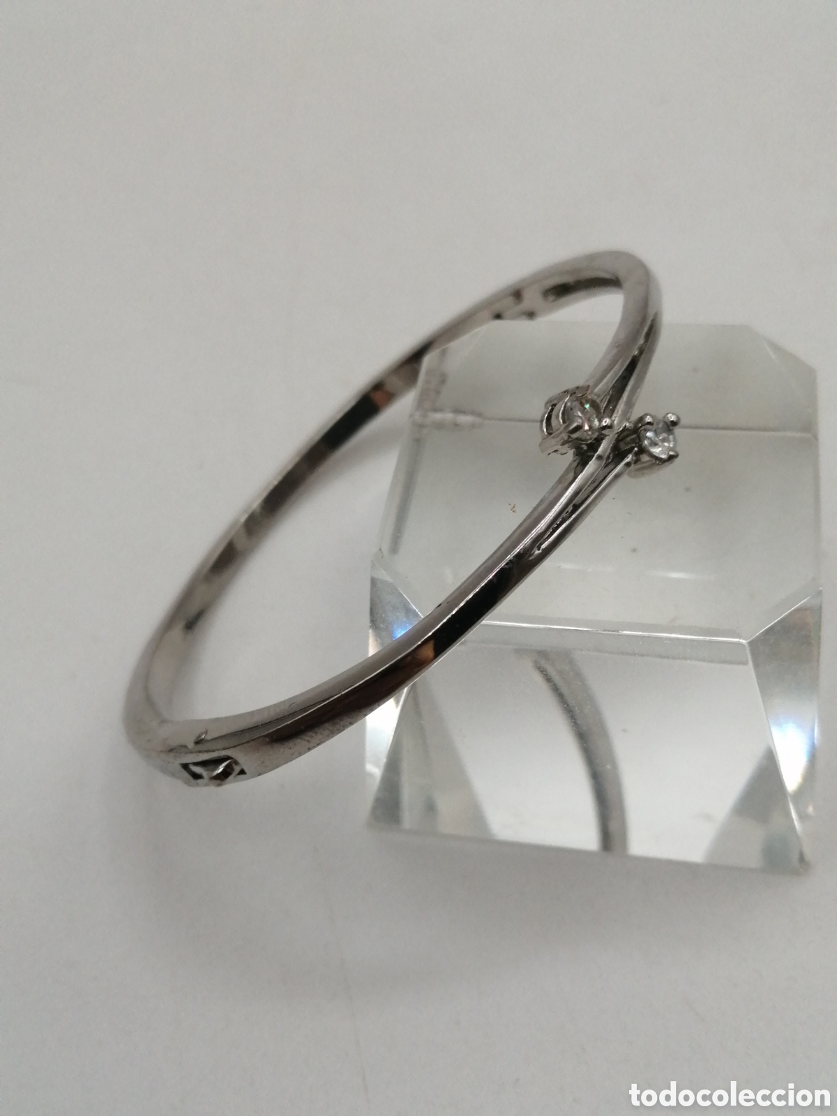 Joyeria: Pulsera r&iacute;gida metal plateado y circonitas - Foto 4