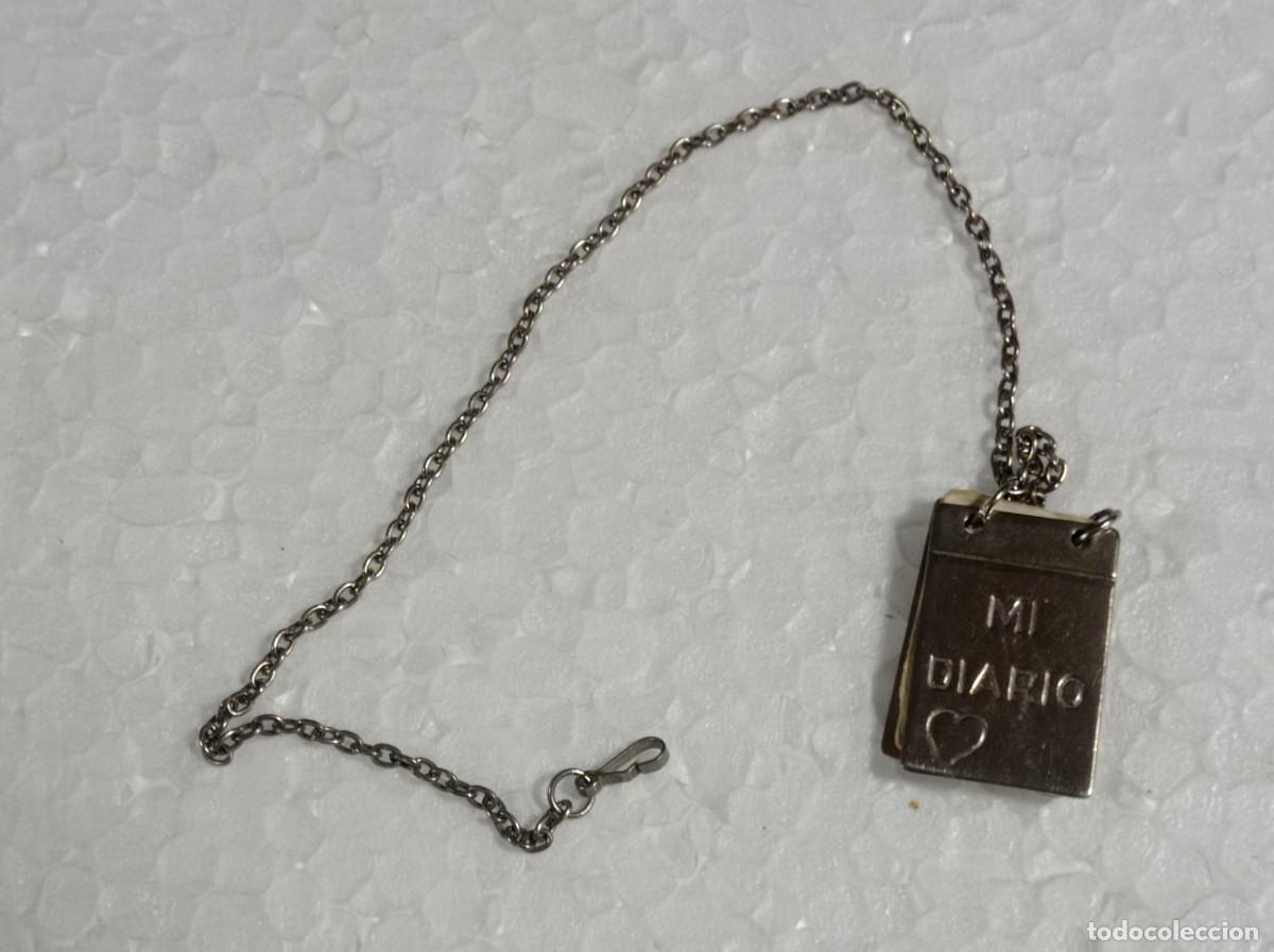 Joyeria: Cadena con librito mi diario, salida 1&euro; - Foto 1