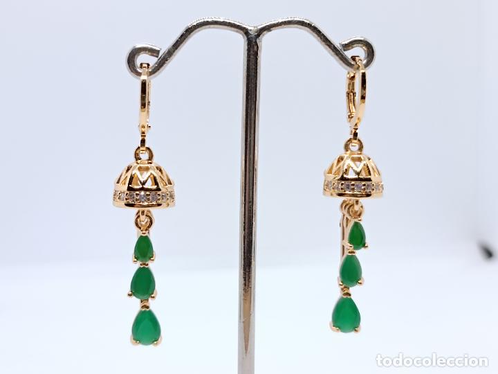 Joyeria: Pendientes en oro de 14k en forma de aro con esmeraldas engastadas - Foto 2