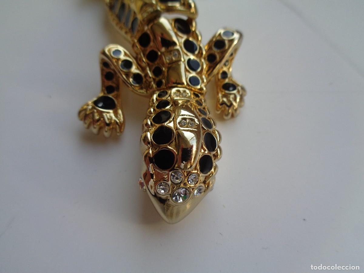 Joyeria: BROCHE EN FORMA DE SALAMANDRA - Foto 2