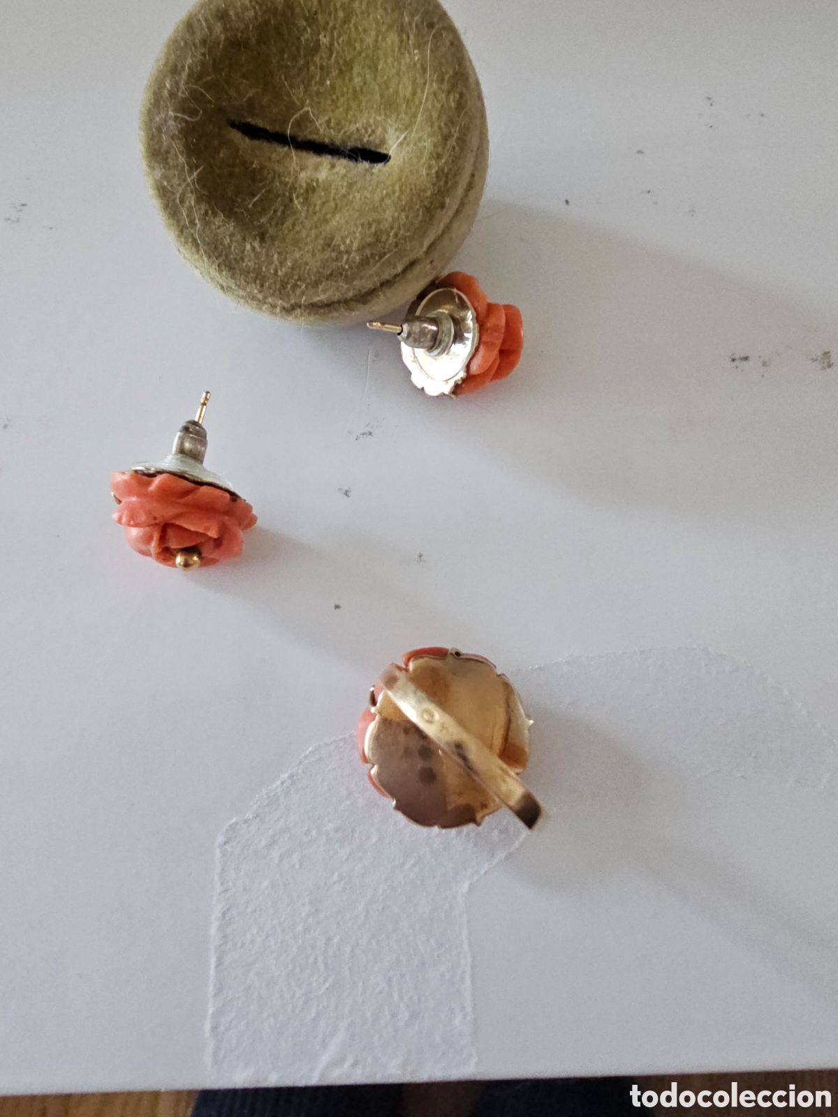 Joyeria: Pendientes y sortja flor de coral y montados en oro - Foto 5