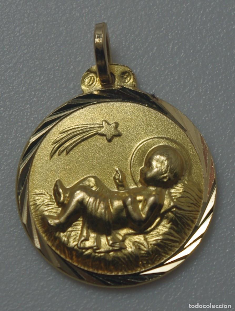 Joyeria: Medalla Oro de 18Kts. - Foto 6