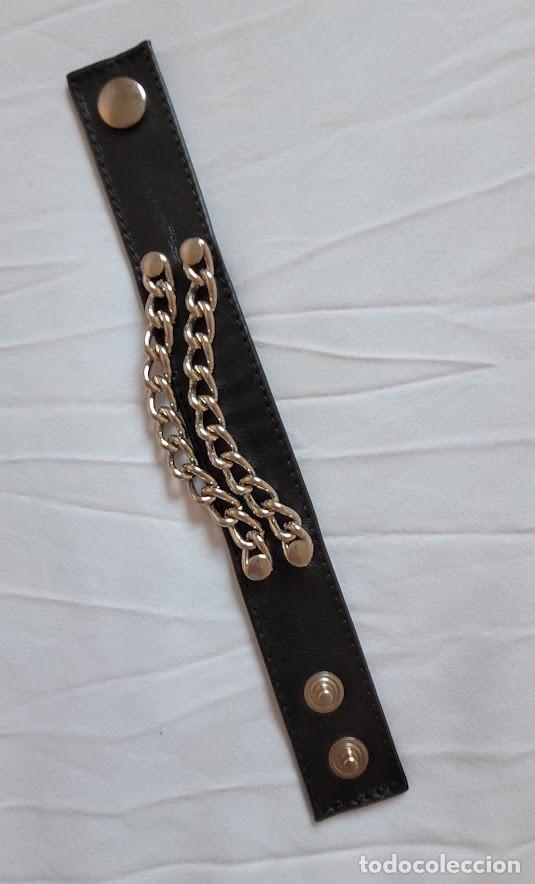 Joyeria: Pulsera mu&ntilde;equera negra con cadena - Foto 1