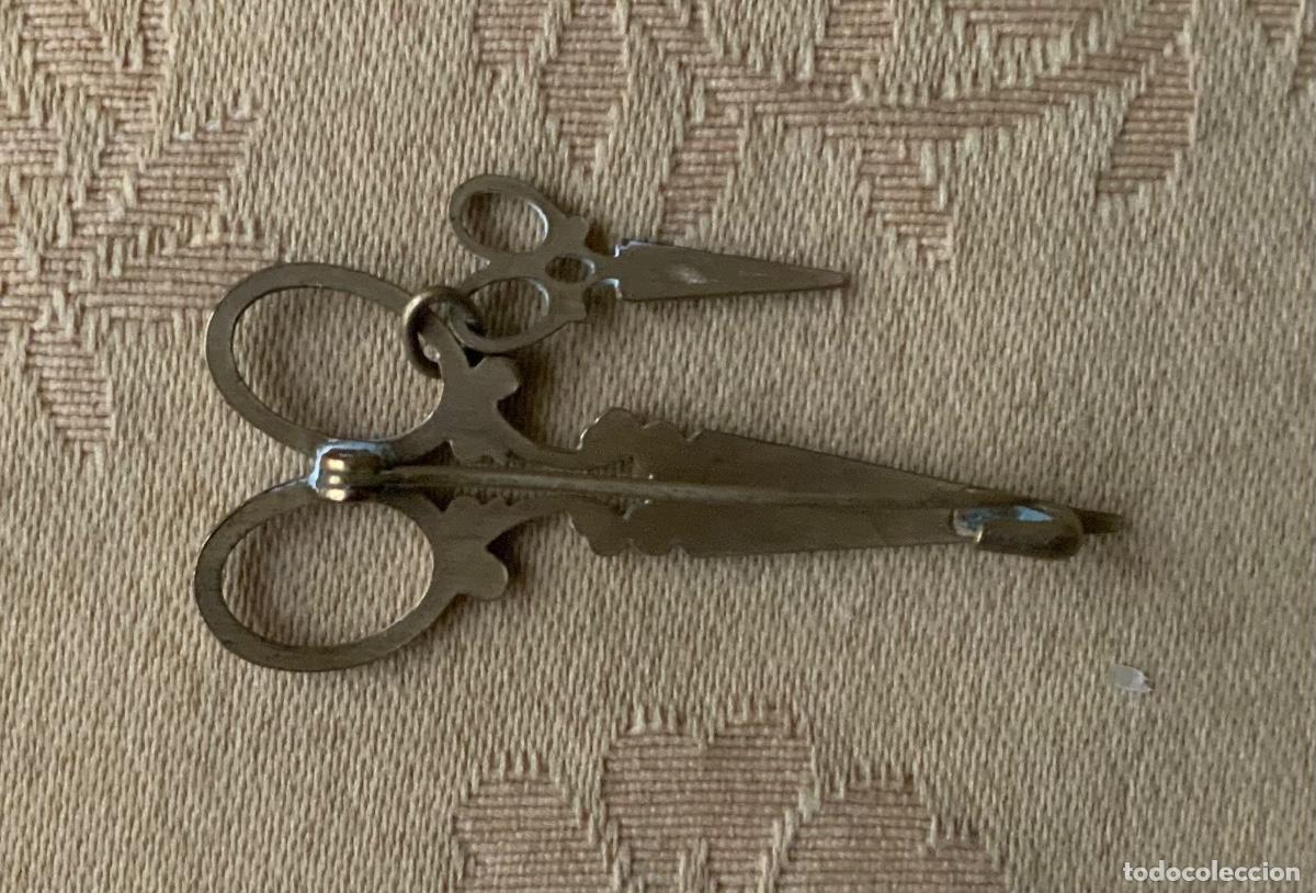 Joyeria: ANTIGUO BROCHE DE LAT&Oacute;N, TIJERAS - Foto 8