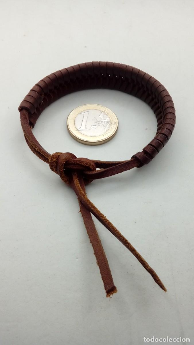 Joyeria: PULSERA DE CUERO - Foto 1
