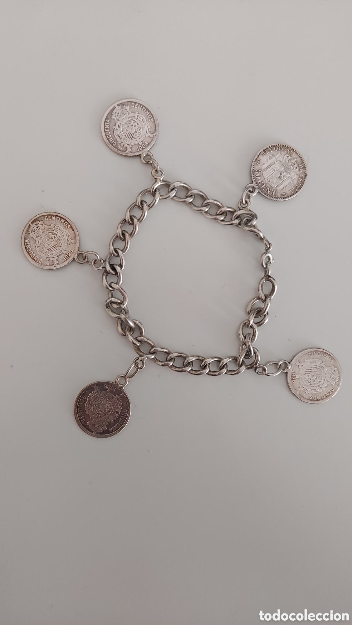 Joyeria: Pulsera de plata con pesetas engarzadas - Foto 1
