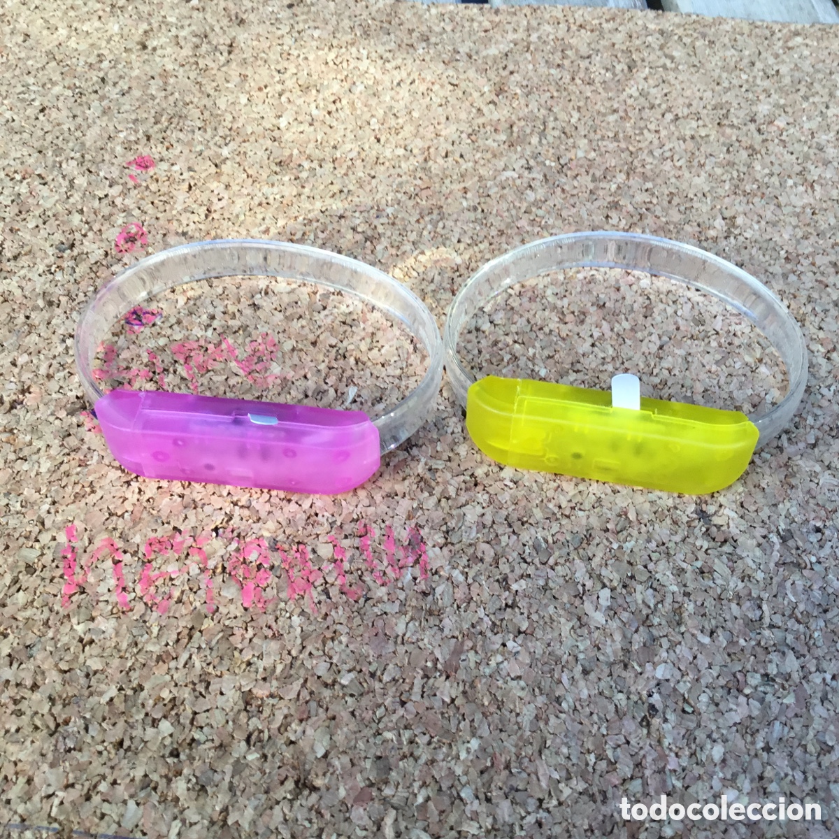 Joyeria: DOS PULSERAS LED LUMINOSAS CUERVO NUEVAS - Foto 2