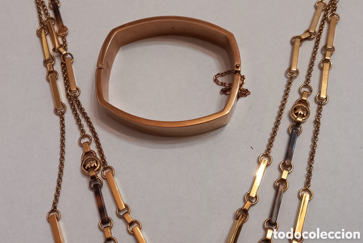 Joyeria: Conjunto de pulsera y collar triple de Michael Kors dorado - Foto 7