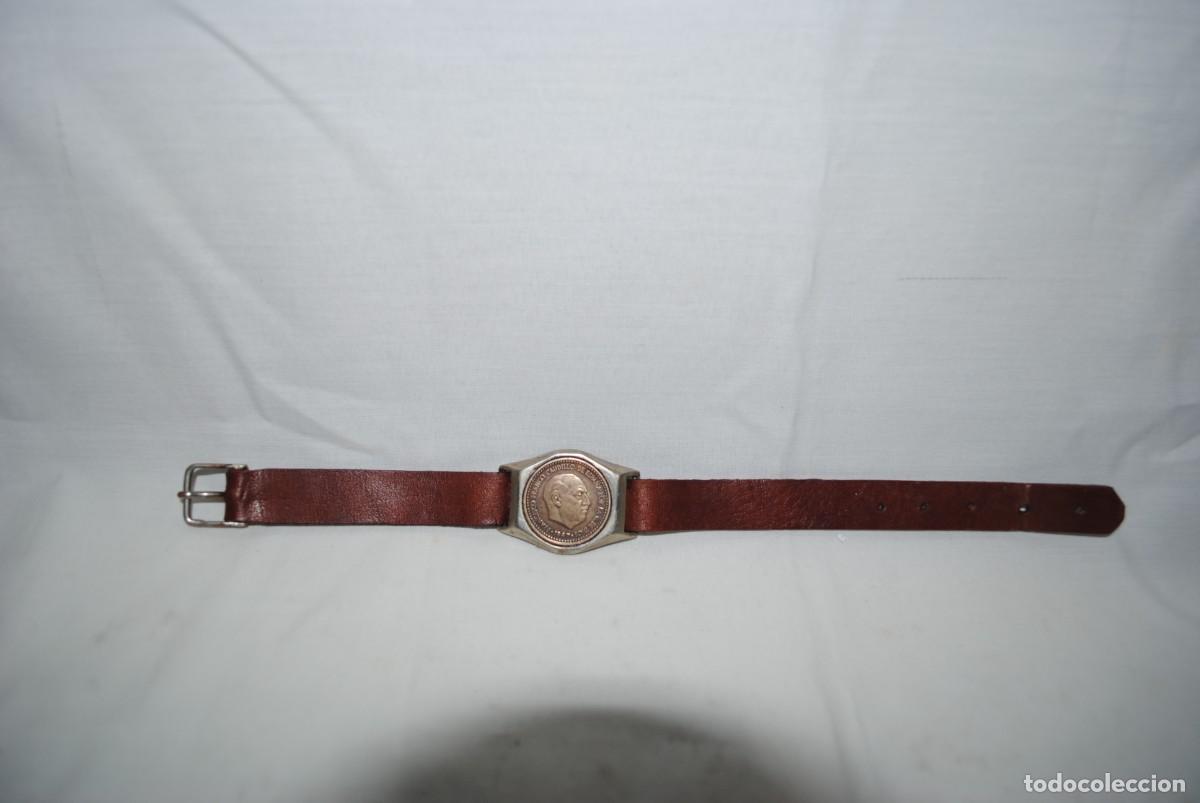 Joyeria: PULSERA DE CUERO CON LA CARA DE FRANCO . - Foto 2