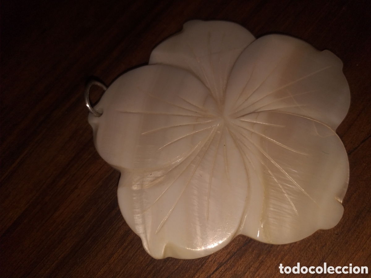 Joyeria: Colgante flor en nacar - Foto 1