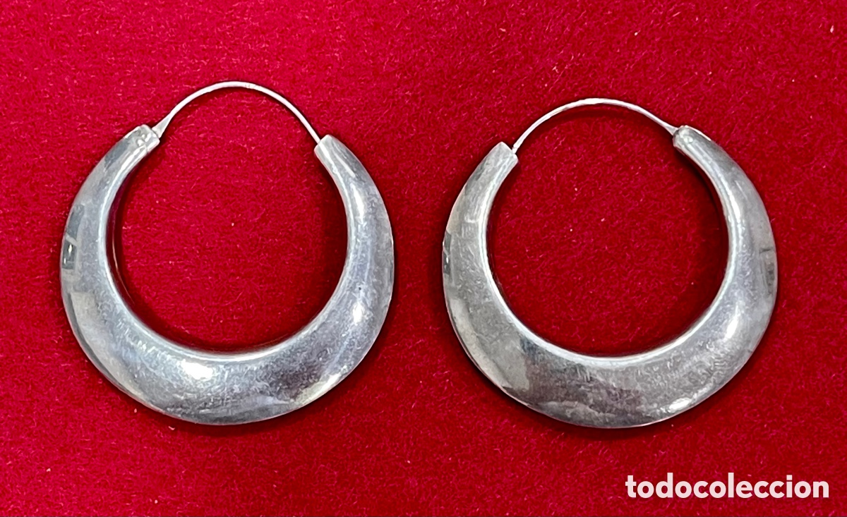 Gioielleria: Bonitos pendientes de aro en plata de ley.