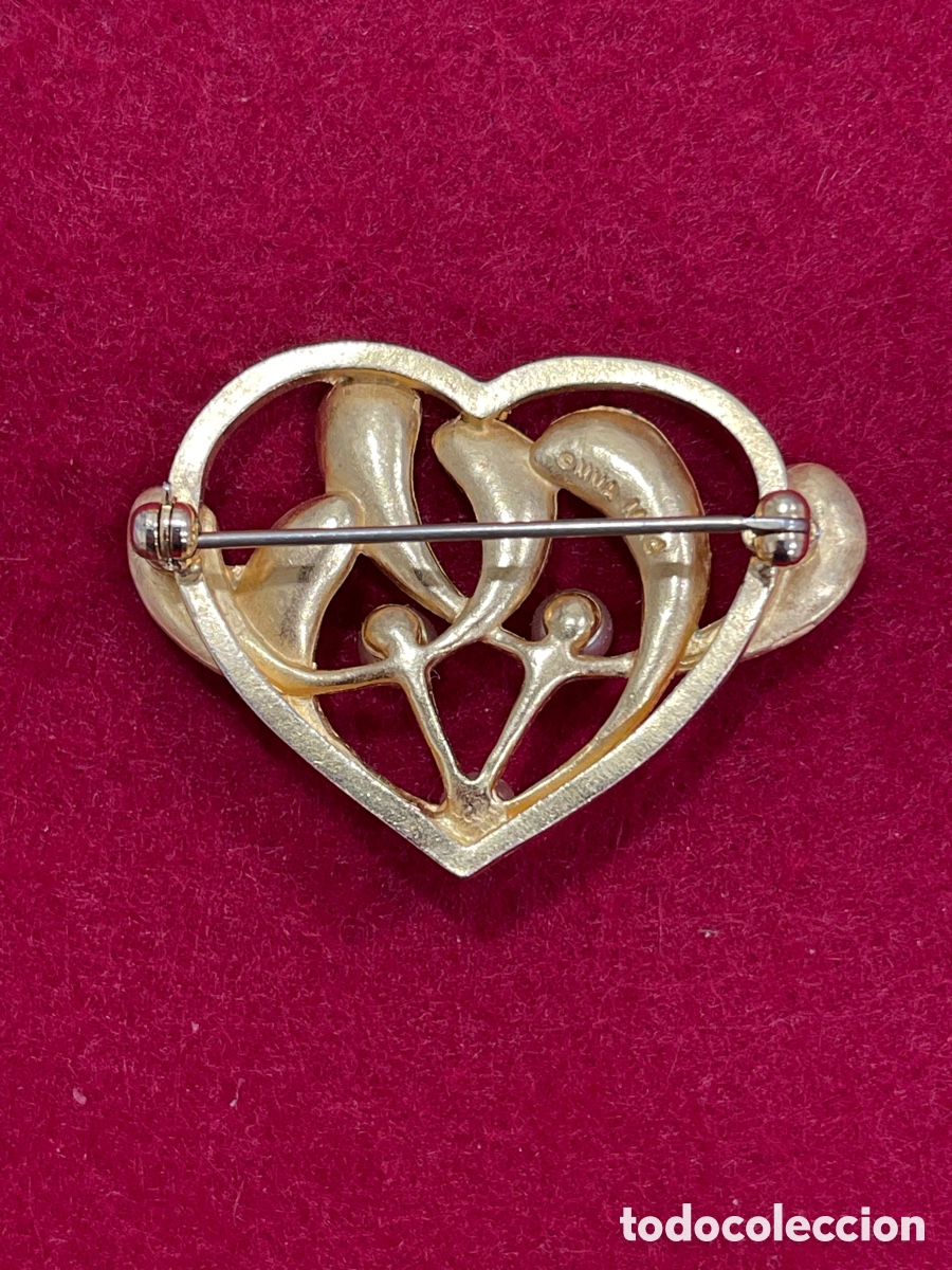 Joyeria: Broche chapado en oro en forma de coraz&oacute;n. - Foto 2