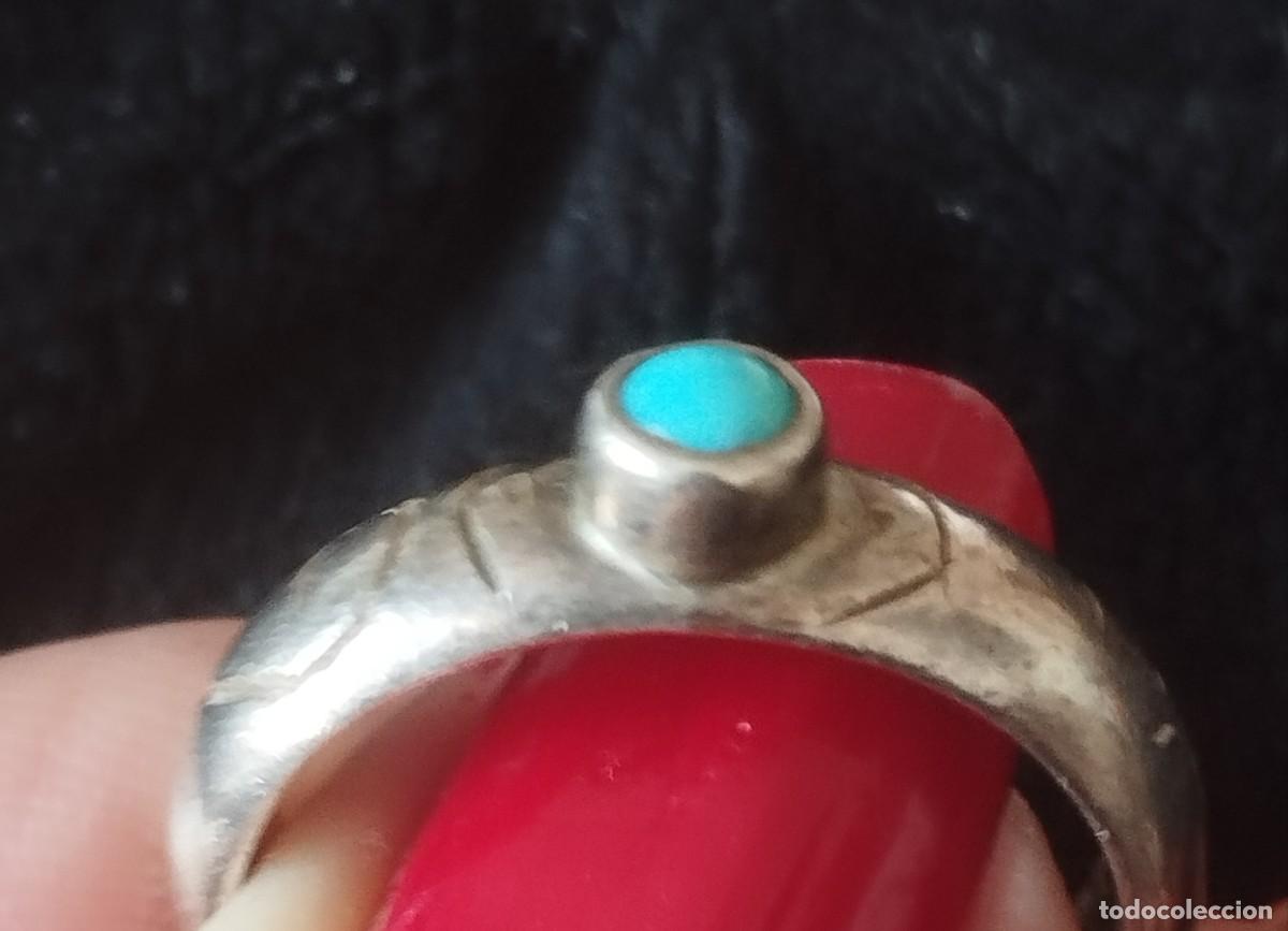 Joyeria: Antiguo anillo de plata con carbujon de turquesa - Foto 2