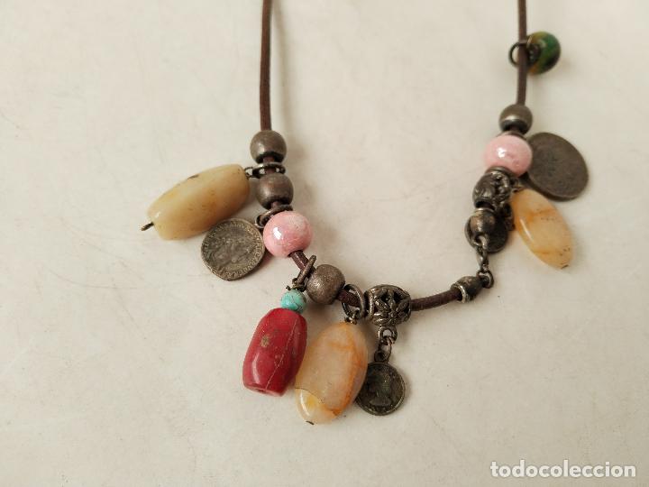 Joyeria: collar cordon con monedas y piedras naturales - Foto 4