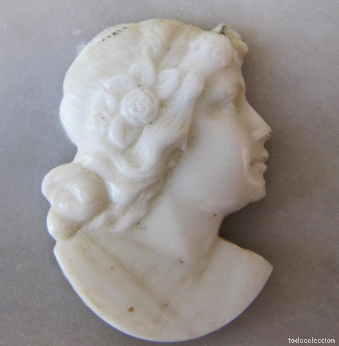 Joyeria: Camafeo de estilo modernista de opalina blanca - Foto 1