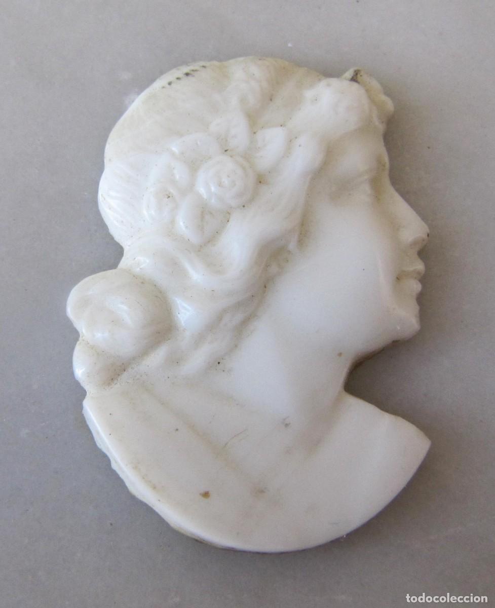 Joyeria: Camafeo de estilo modernista de opalina blanca - Foto 2