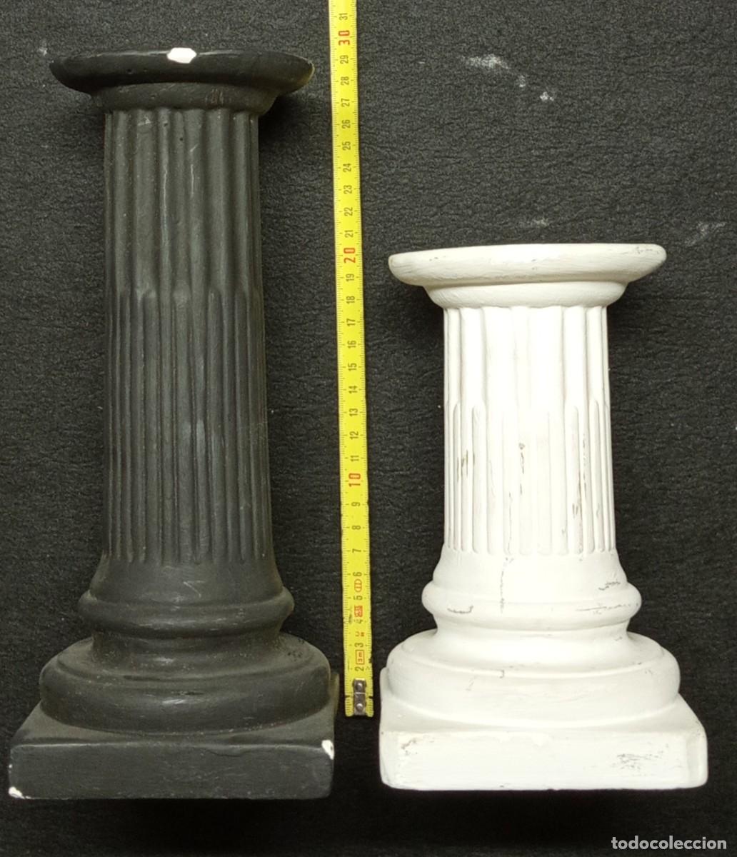Joyeria: 8 Columnas de escayola, procedentes de escaparate antiguo. - Foto 7