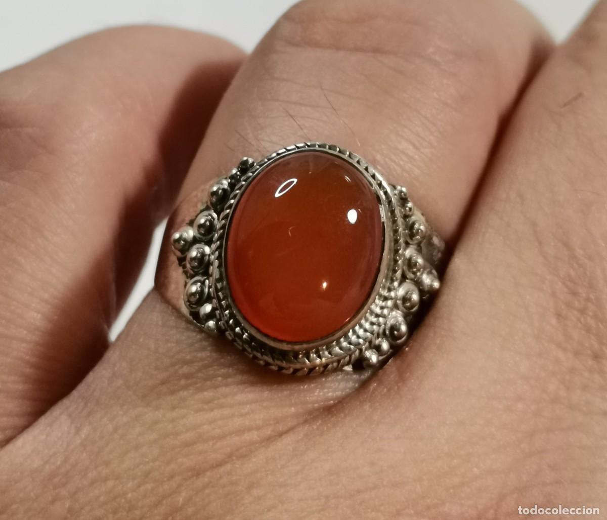 Joyeria: Anillo labrado en Plata de Ley y Cornalina - Foto 2