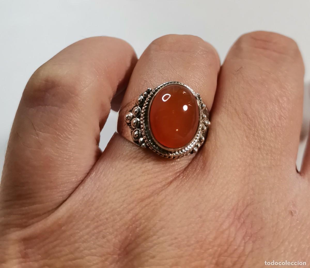 Joyeria: Anillo labrado en Plata de Ley y Cornalina - Foto 3
