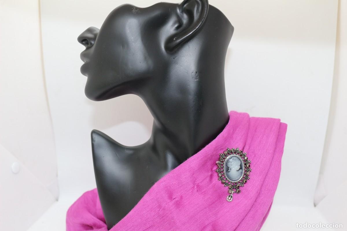Joyeria: Broche camafeo con figura en relieve - Foto 2